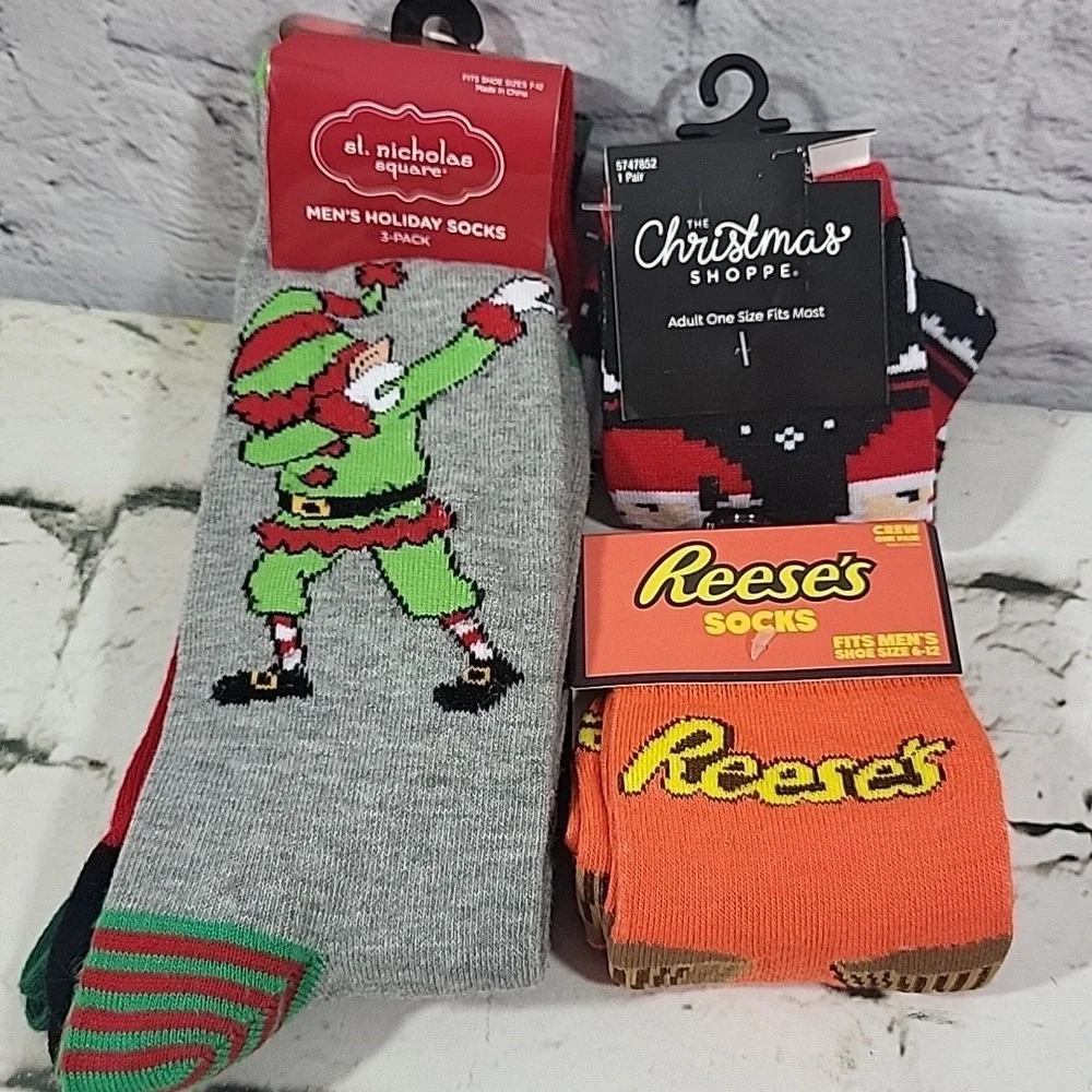 Novelty Christmas Socks Mens Lot‎ Of 5 Pairs Reeses Santa Dabbing Elf New